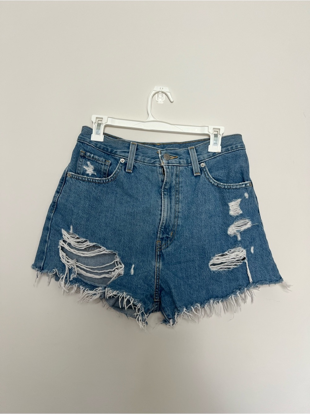 Levi’s High-Waist Distressed Denim Mom Shorts - Blue